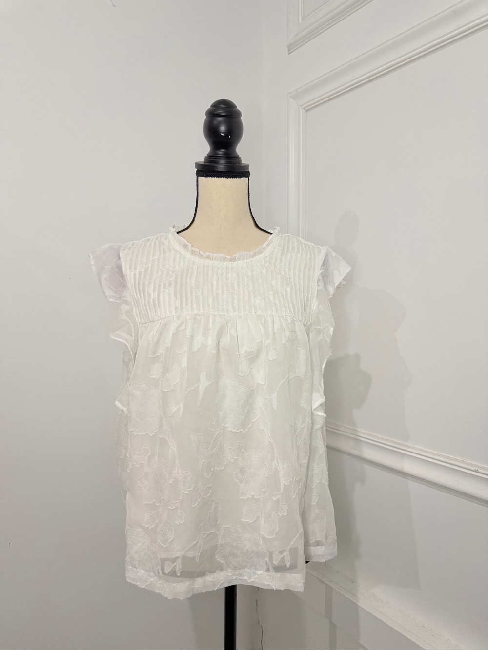 Sanctuary White Sheer Ruffle Flutter Sleeve Blouse